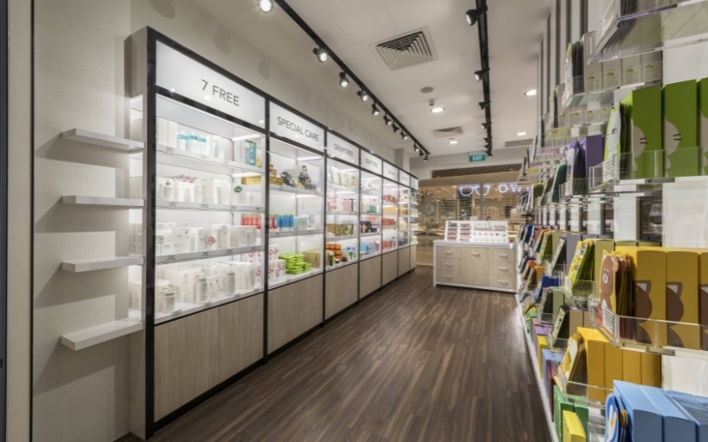 Mẫu thiết kế shop mỹ phẩm đơn giản tiết kiệm chi phí