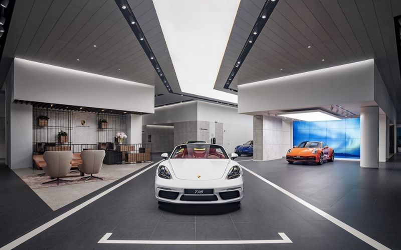 Showroom ô tô đẹp và sang trọng thu hút khách hàng cao cấp