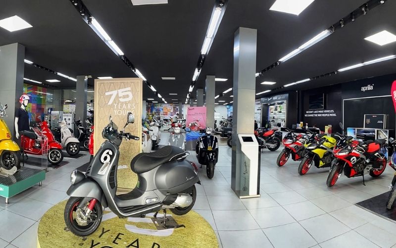 Showroom xe máy với thiết kế không gian mở