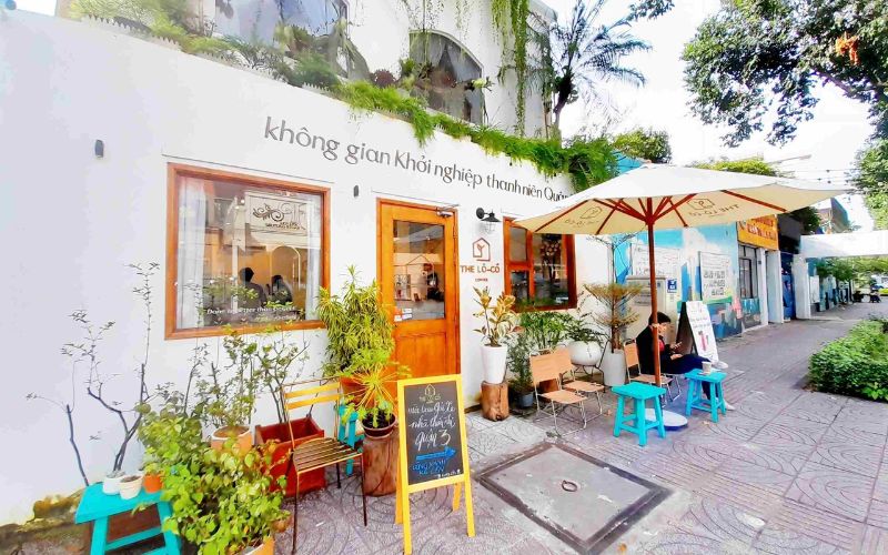 Quán trà sữa take away phong cách vintage trẻ trung, năng động