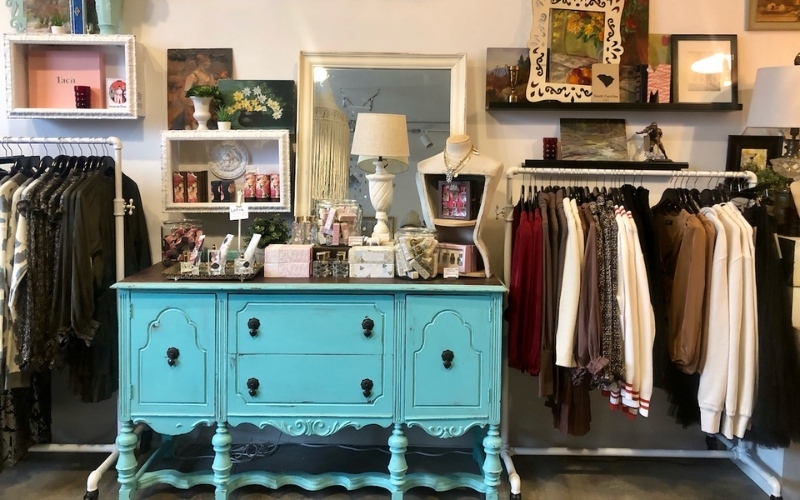 Thiết kế shop thời trang Vintage hiện đang là xu hướng phổ biến