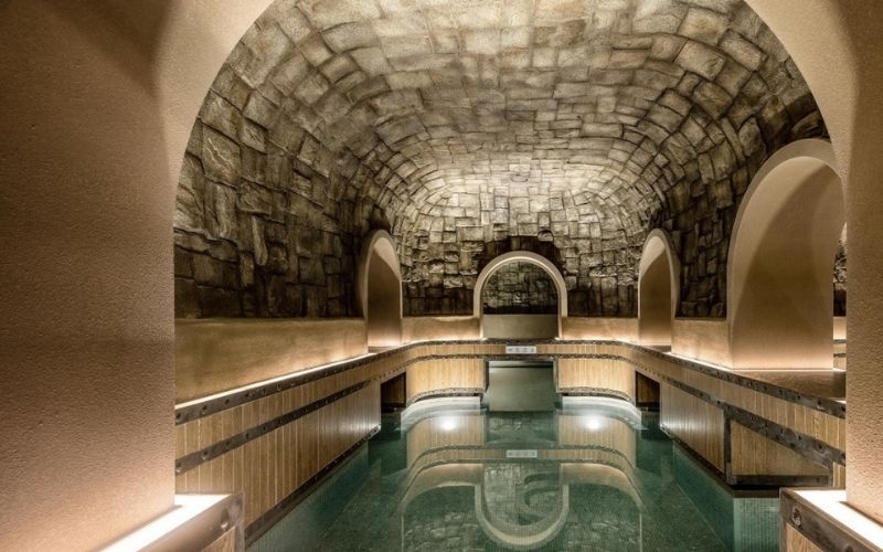 Spa chăm sóc da bằng suối nước nóng kiểu Hàn