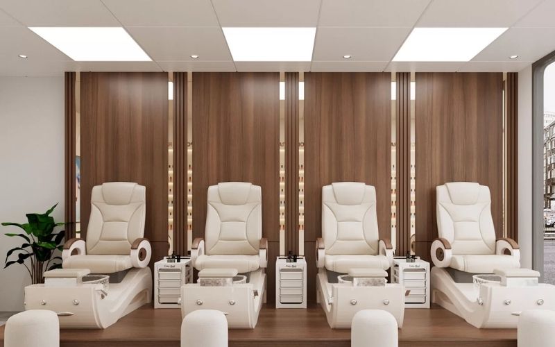 Tiệm nail Tân cổ điển gam màu nâu cho người mệnh Thổ