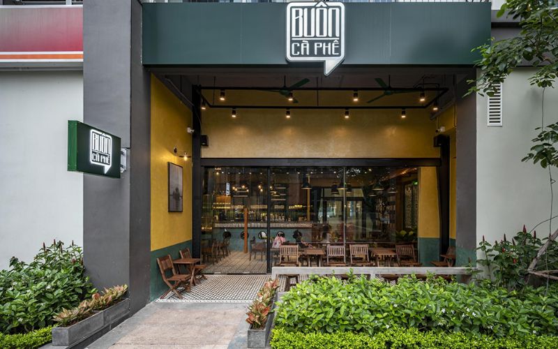 Quán cafe góc phố Đông Dương kết hợp hai màu xanh - vàng cuốn hút