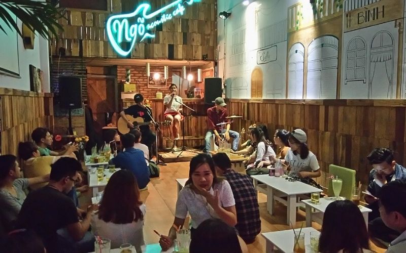 Thiết kế quán cafe acoustic mộc mạc, gần gũi