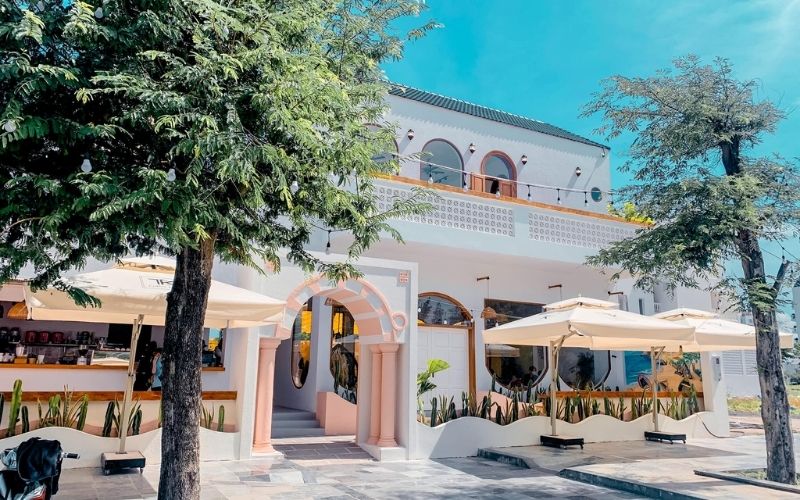 Decor mặt tiền quán cafe độc đáo