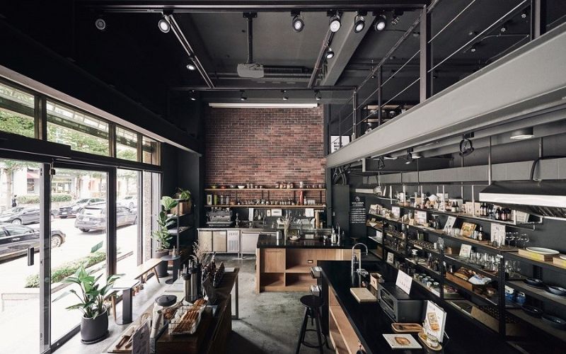Quán cafe 2 tầng công nghiệp với gam màu đen sang trọng