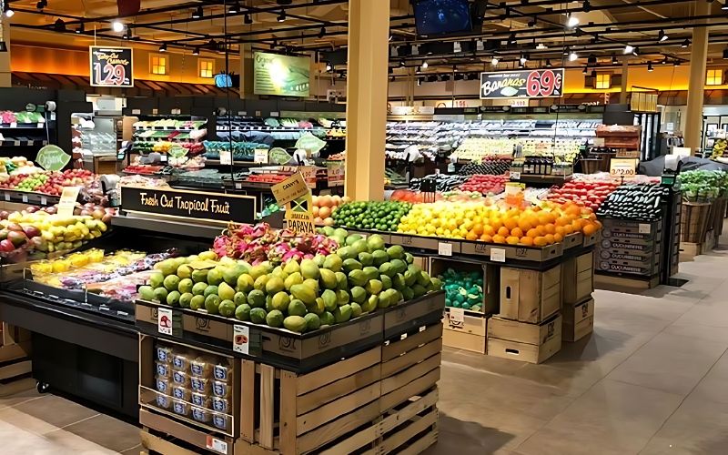 Lối đi thoáng rộng tạo sự thoải mái cho khách hàng khi di chuyển