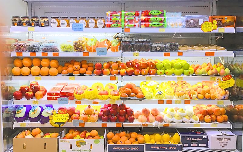 Ánh sáng tạo sự hấp dẫn cho mặt hàng trái cây