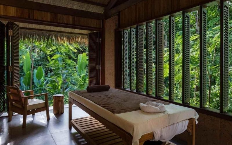 Spa nghỉ dưỡng Nhật kiểu mở với view rừng cây xanh ngát, yên bình