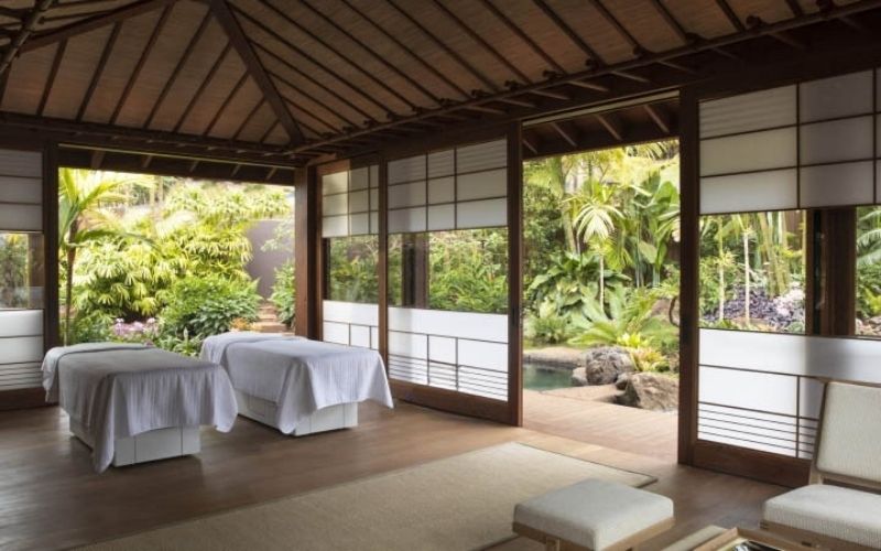 Spa massage Nhật kiểu mở, view sân vườn mang đến cảm giác thoải mái