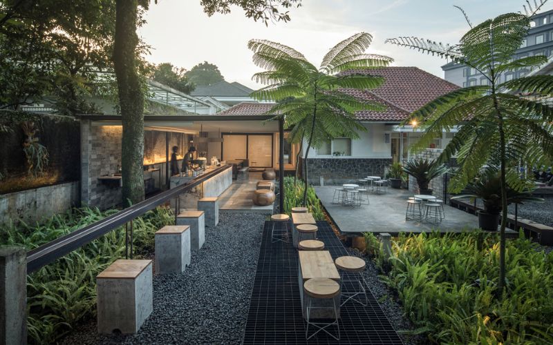 Quán trà sữa sân vườn đậm chất miền quê với lối trang trí tối giản