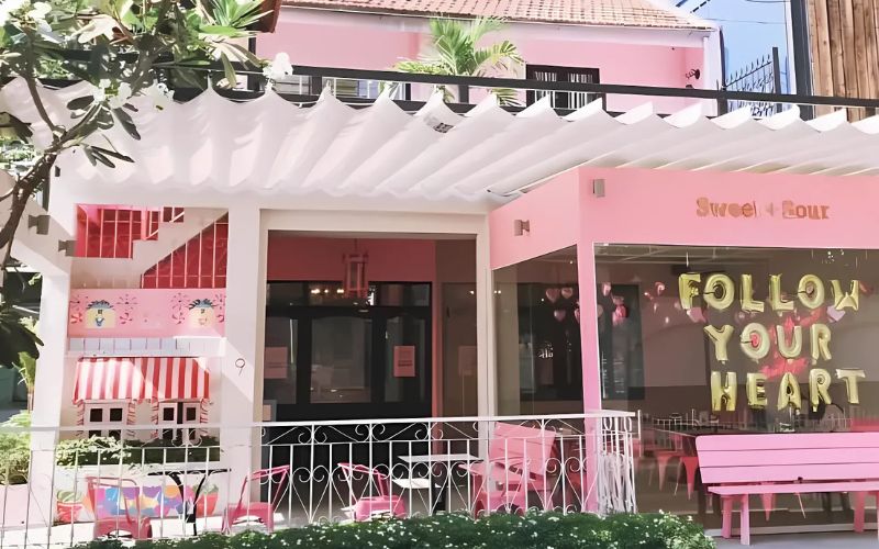 Thiết kế bảng hiệu bắt mắt được thiết kế độc lạ gây ấn tượng mạnh mẽ